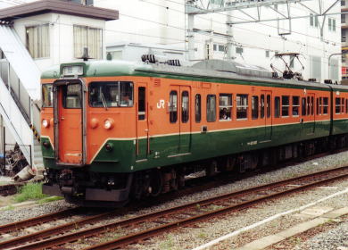 JR西日本　113系300番台　クモハ112-302