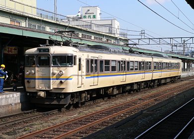 JR西日本　クモハ112-3805